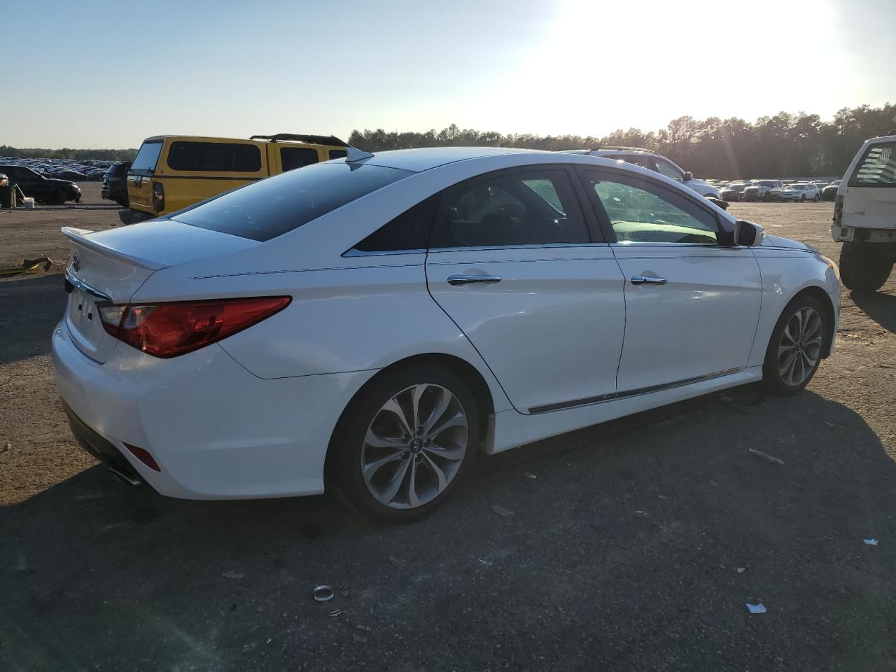 VIN 5NPEC4AC7EH847220 2014 HYUNDAI SONATA no.3