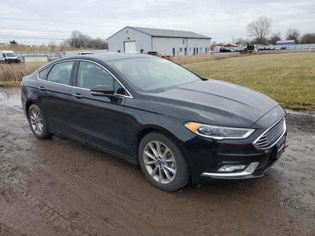  FORD FUSION 2017 Чорний