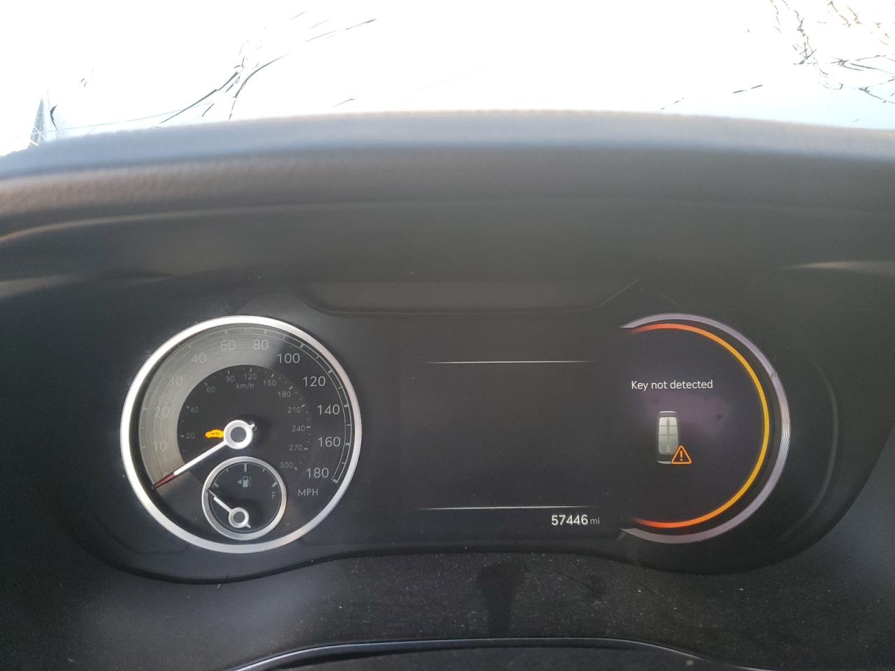 2022 Genesis G70 - Image 9