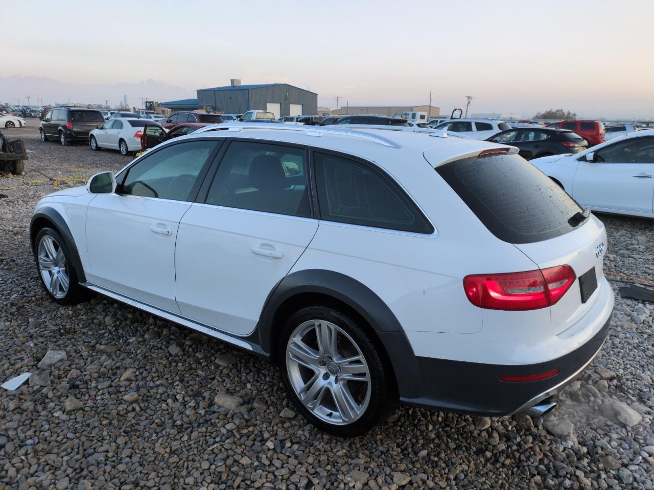 2013 Audi A4 - Image 2