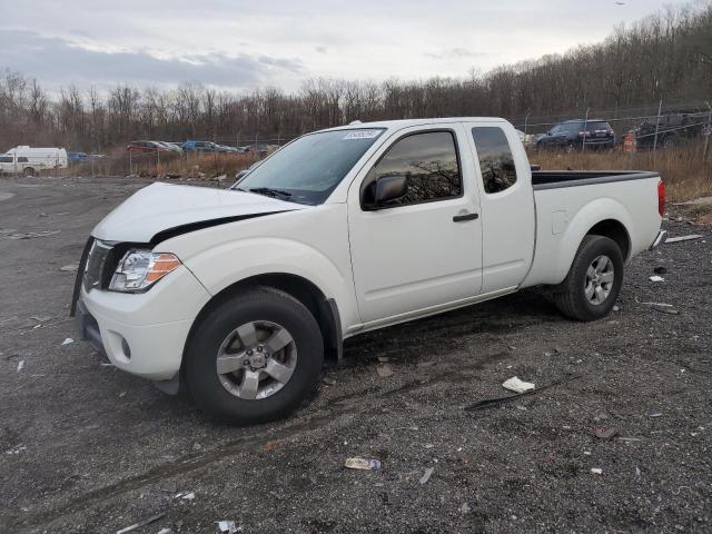  NISSAN FRONTIER 2013 Biały