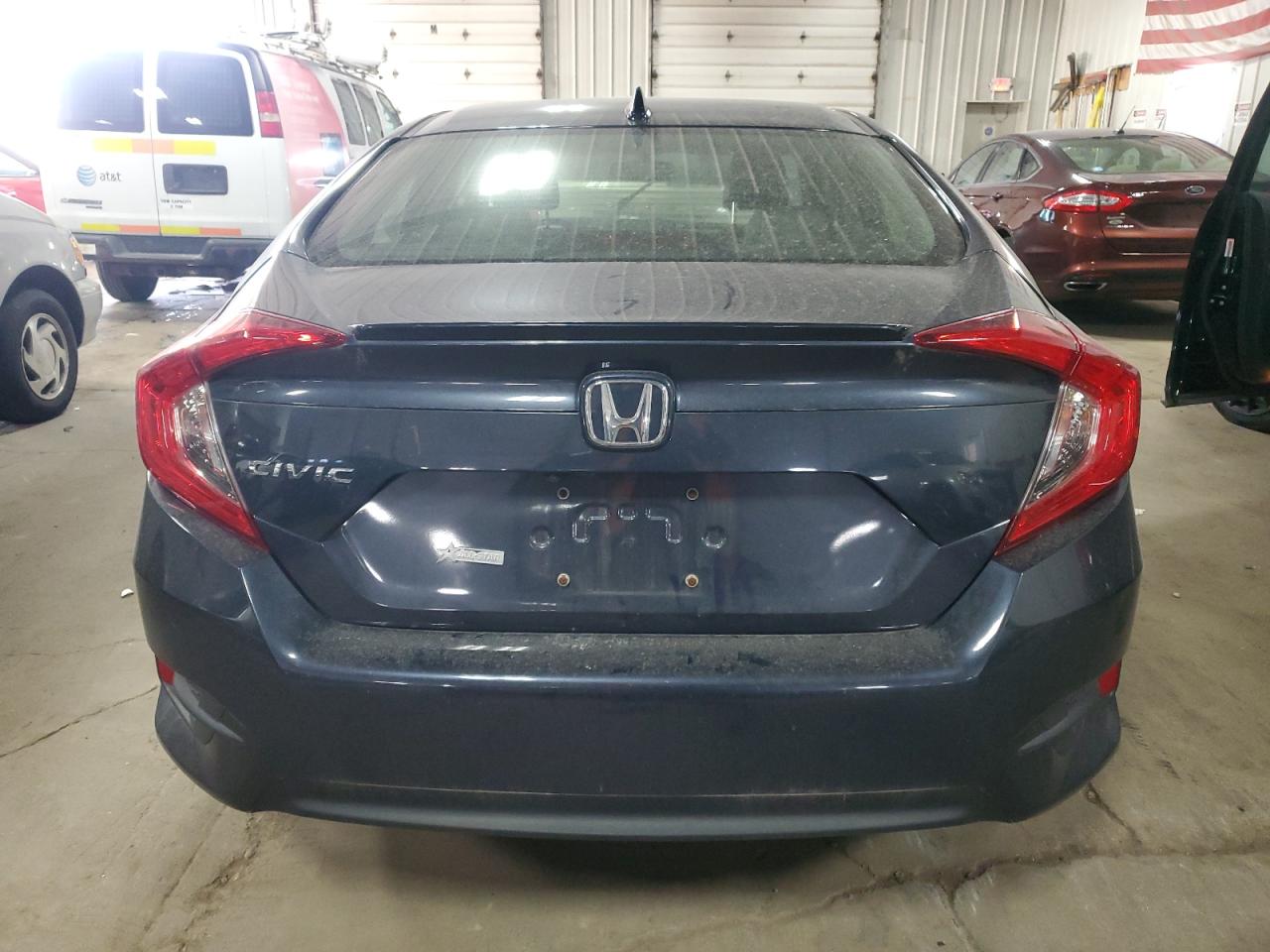 2018 Honda Civic - Image 6