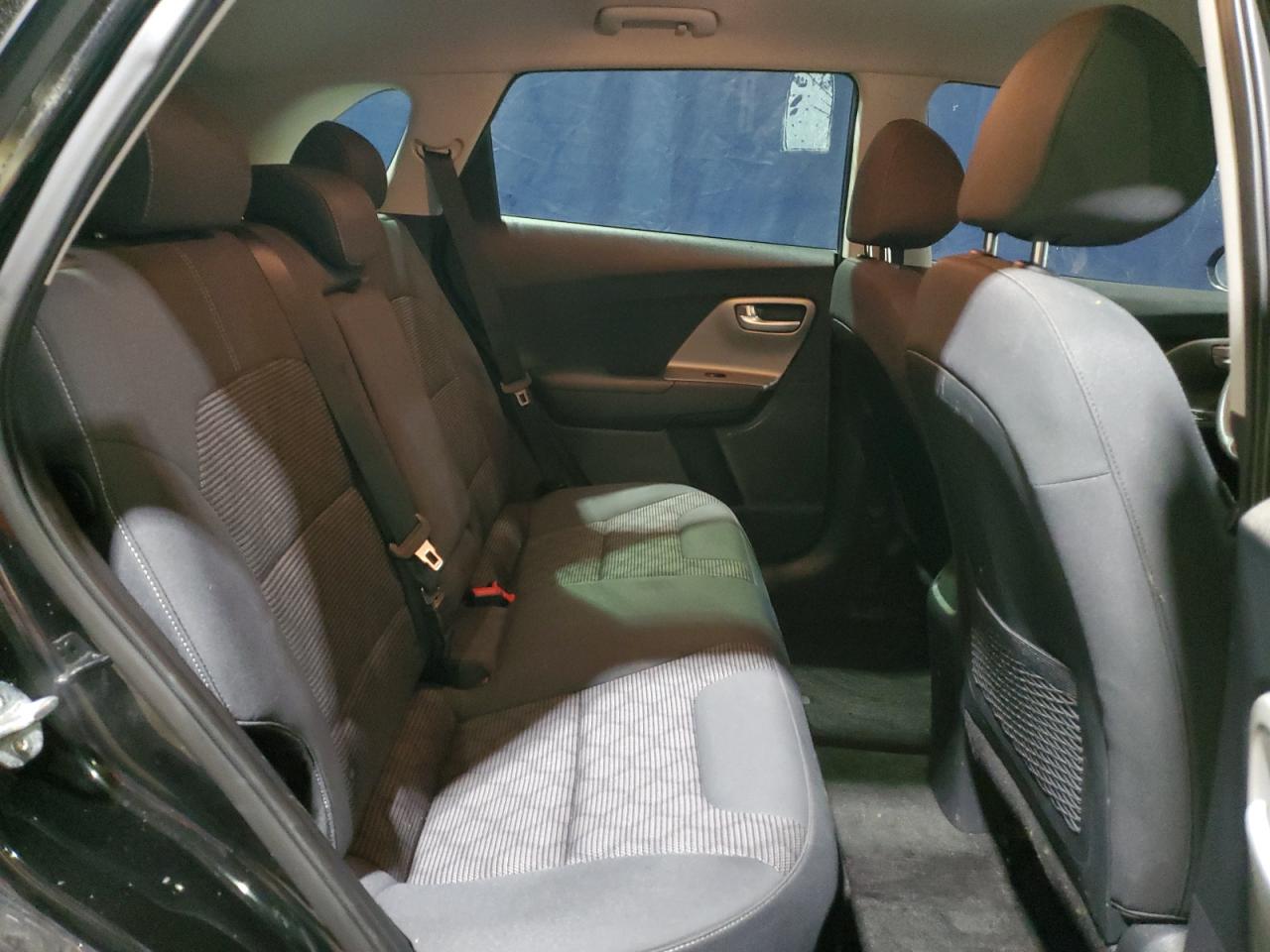 2017 Kia Niro - Image 11
