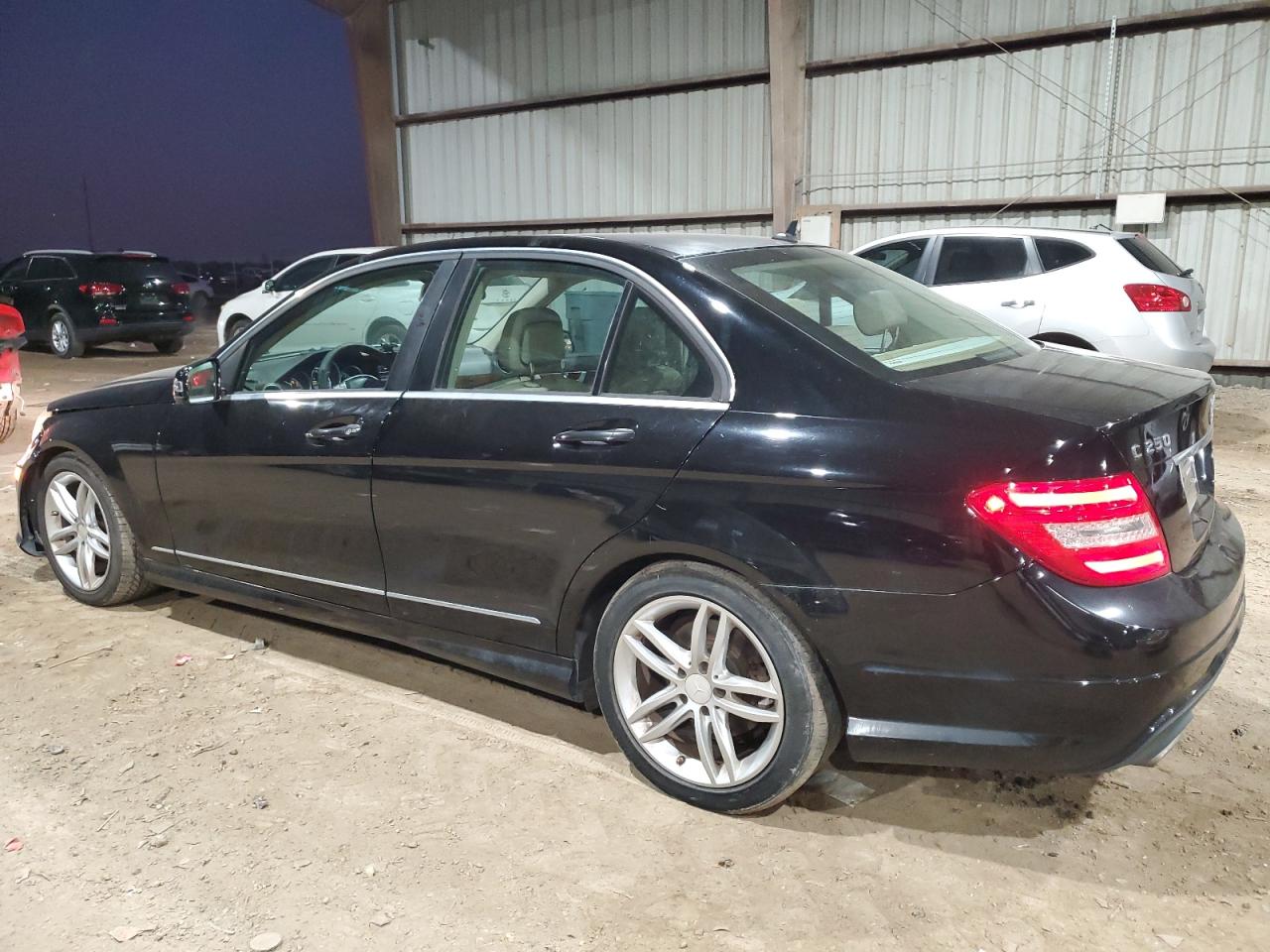 VIN WDDGF4HB9EA929914 2014 MERCEDES-BENZ C-CLASS no.2