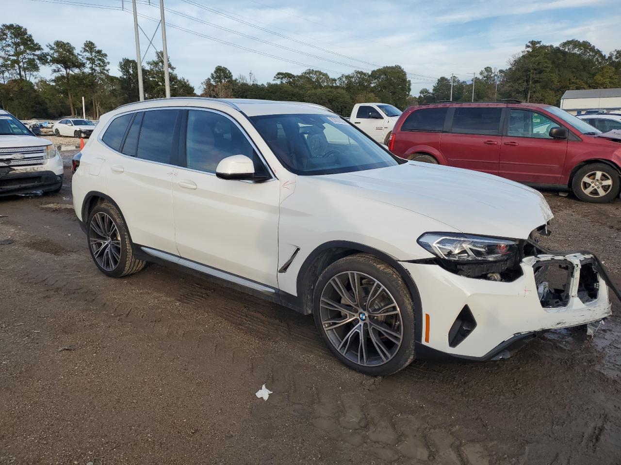 2022 BMW X3 - Image 4