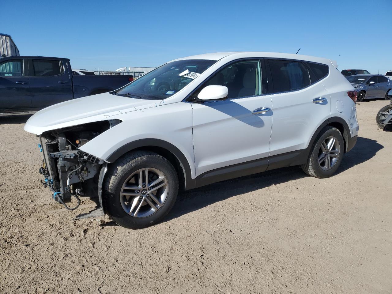 5NMZT3LB5JH058670 2018 HYUNDAI SANTA FE - Image 1
