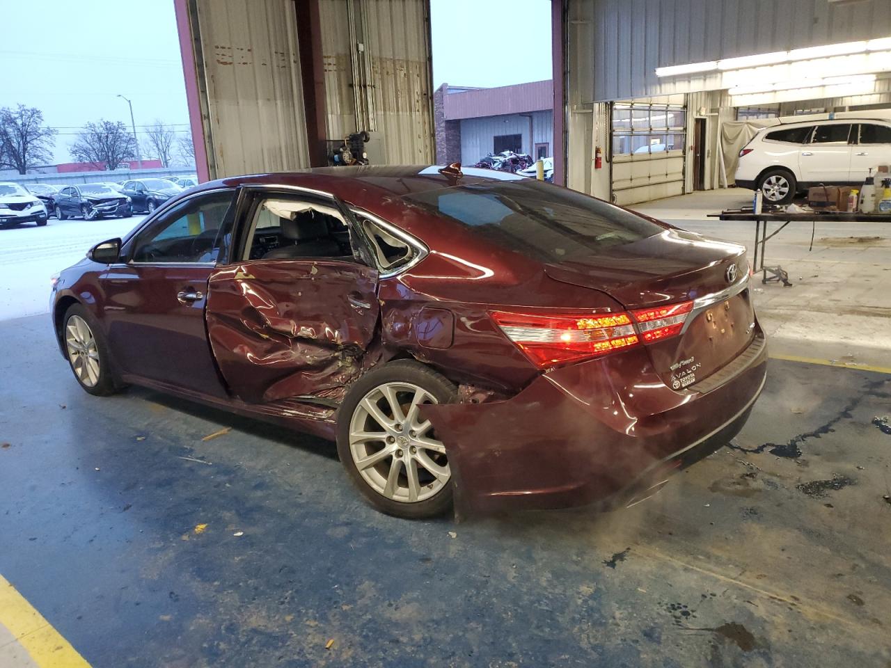 VIN 4T1BK1EB8DU042025 2013 TOYOTA AVALON no.2