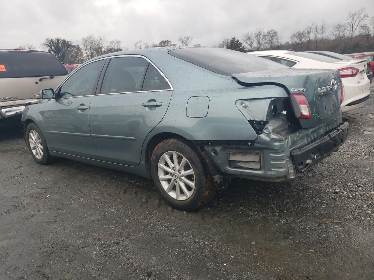 2010 Toyota Camry - Image 2