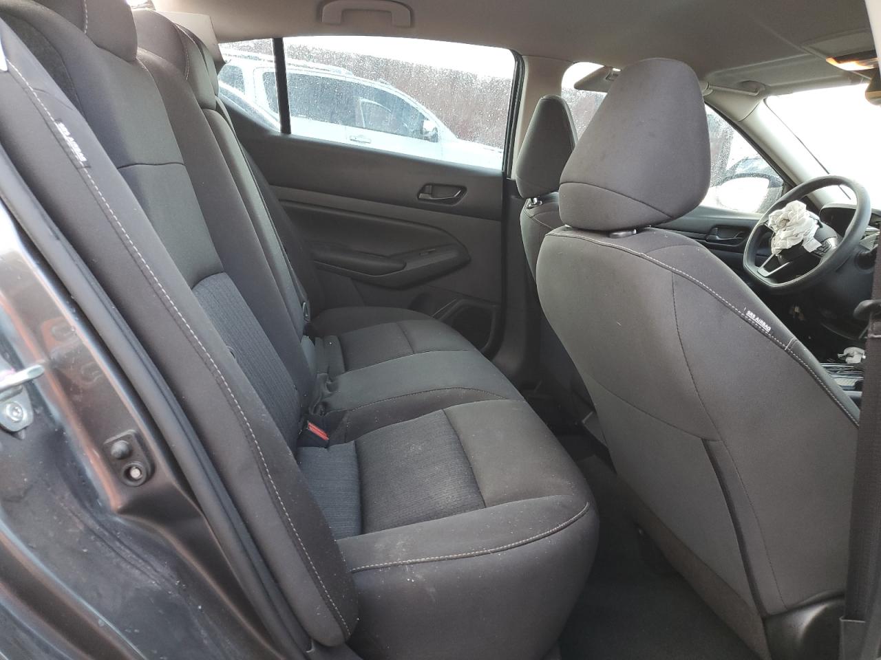 2024 Nissan Altima - Image 10