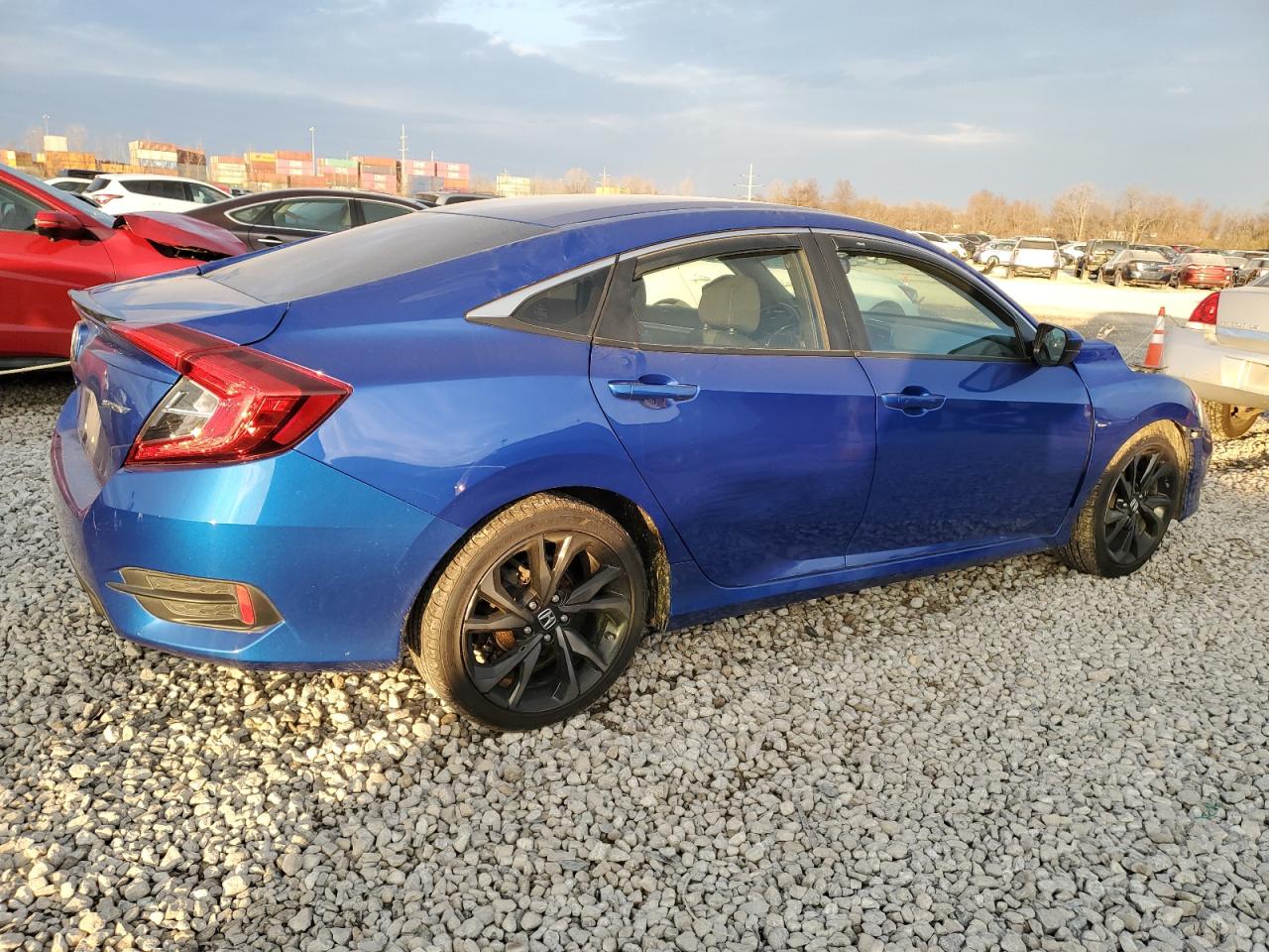 VIN 2HGFC2F8XKH524010 2019 HONDA CIVIC no.3