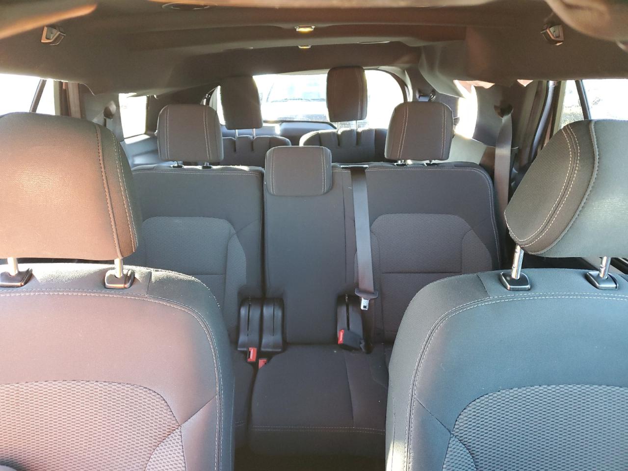 2017 Ford Explorer - Image 10