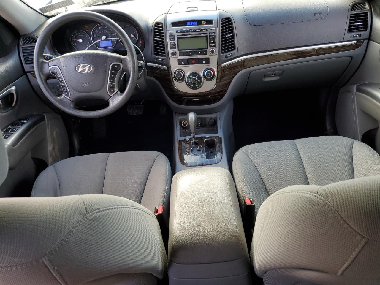 2011 Hyundai Santa Fe - Image 8