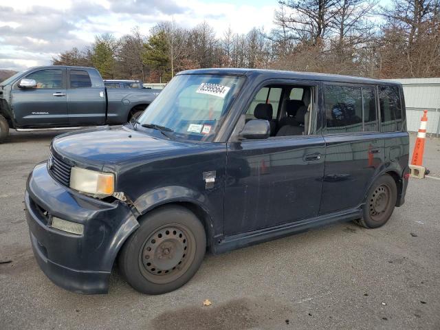 2004 Toyota Scion Xb