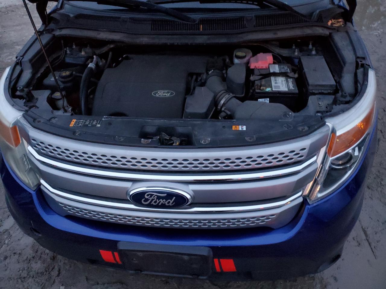 2013 Ford Explorer - Image 12