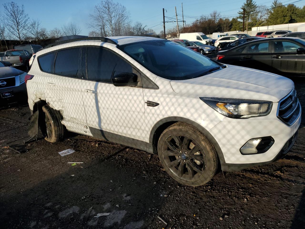 VIN 1FMCU9GD3KUB29260 2019 FORD ESCAPE no.4