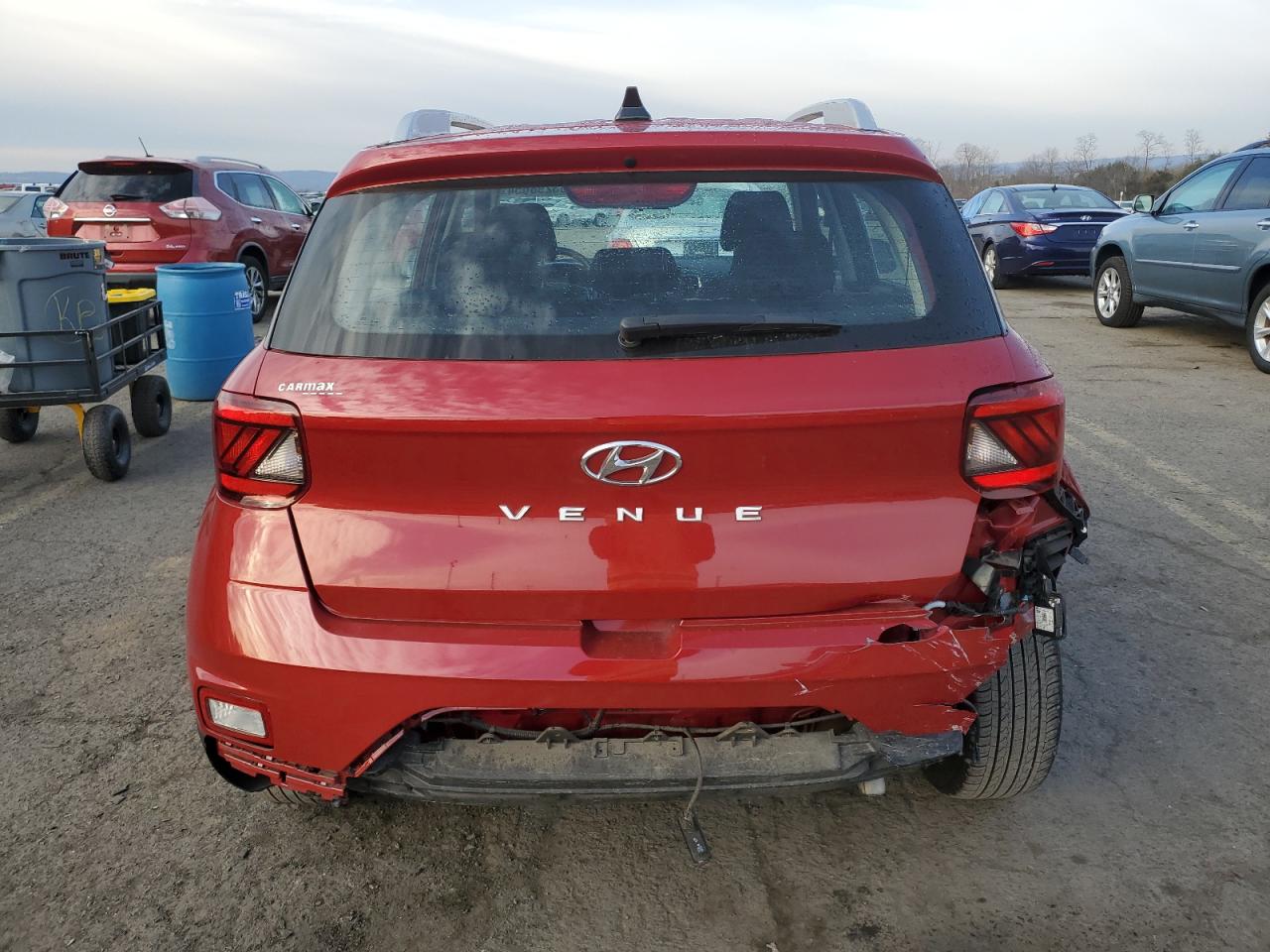 2021 Hyundai Venue Sel VIN: KMHRC8A3XMU125796 Lot: 83298654