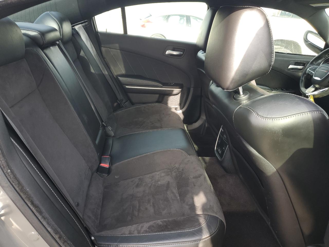 2017 Dodge Charger - Image 10