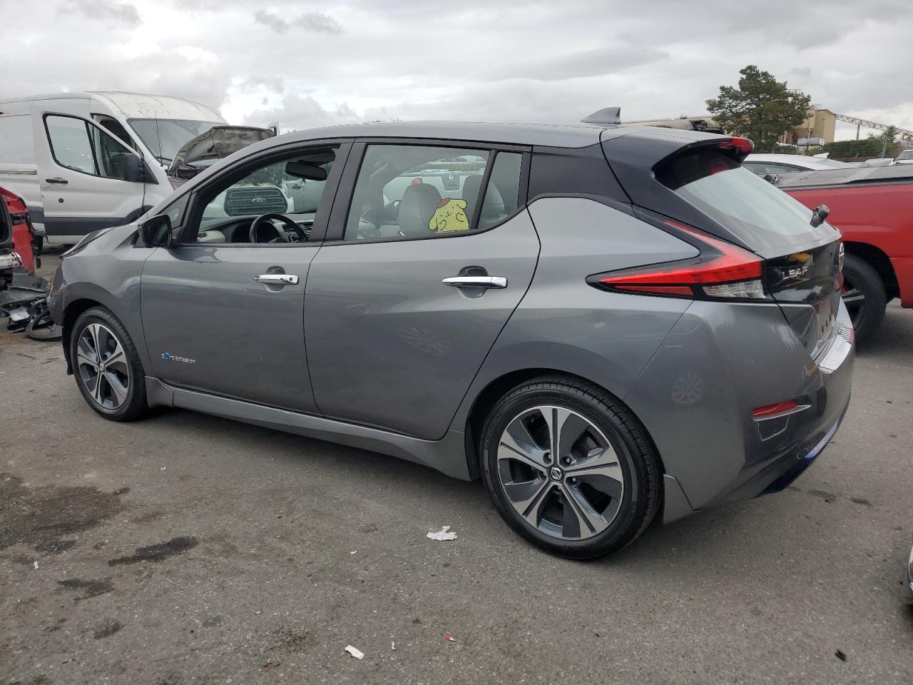 2018 Nissan Leaf - Image 2