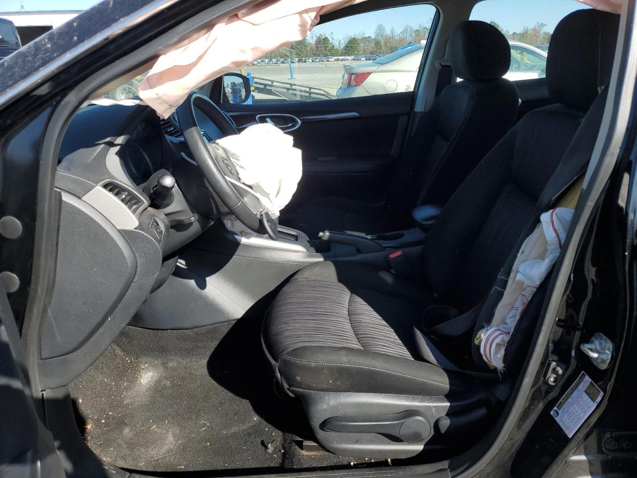 2019 Nissan Sentra - Image 7