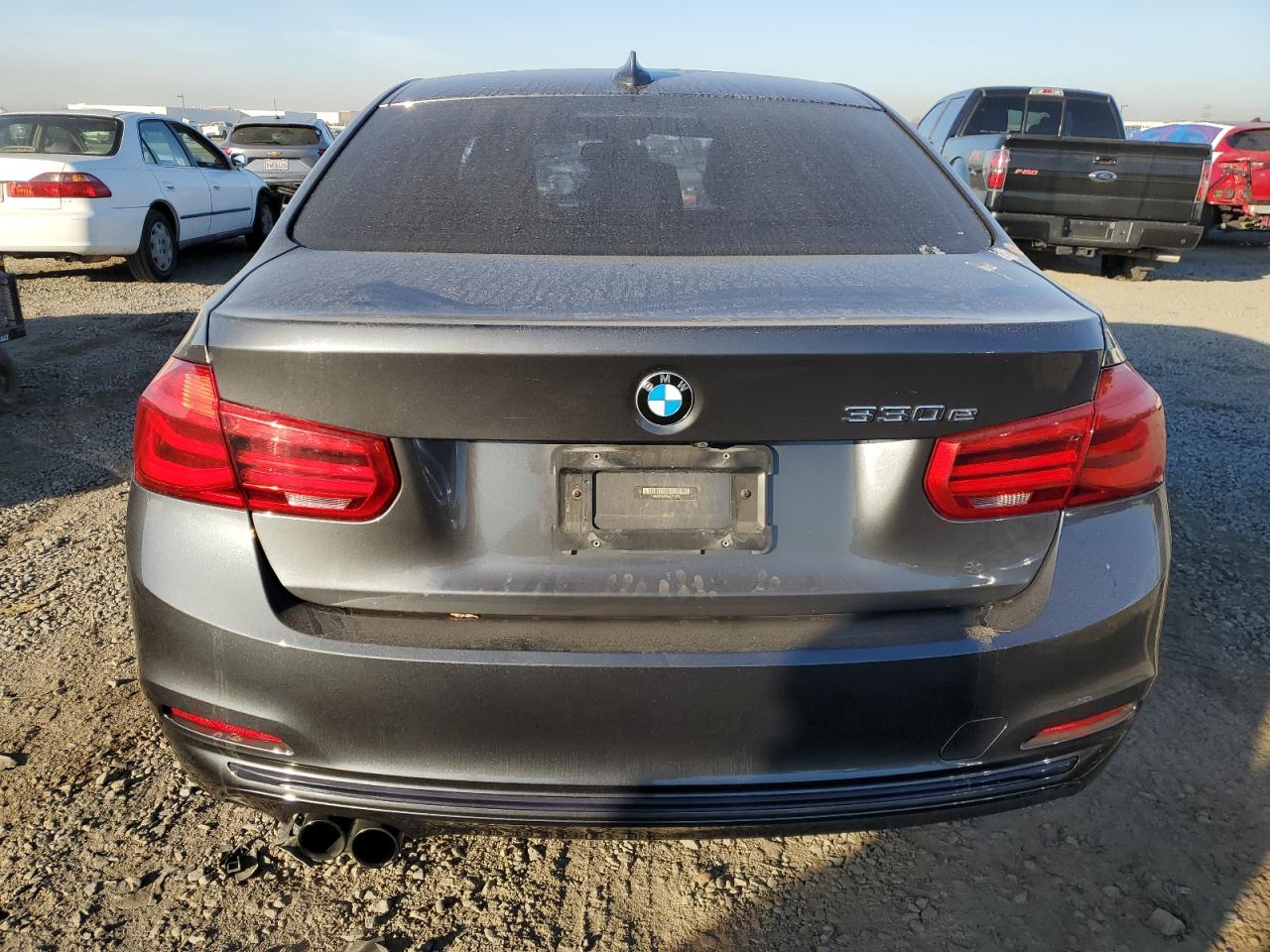 VIN WBA8E1C59JA171372 2018 BMW 3 SERIES no.6