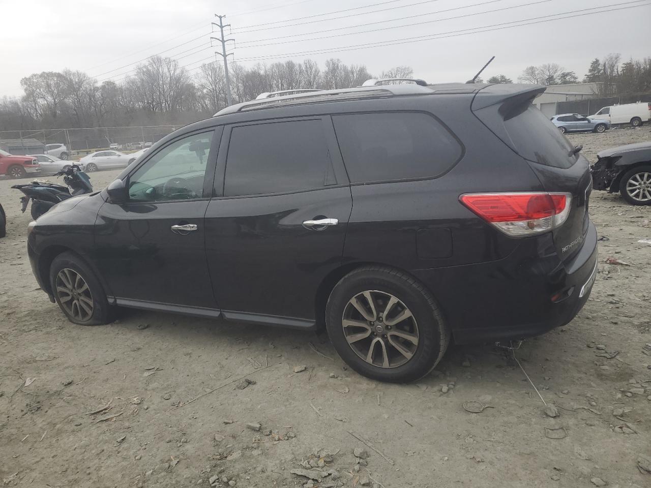 VIN 5N1AR2MM8FC670188 2015 NISSAN PATHFINDER no.2