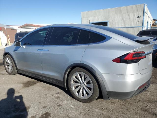  TESLA MODEL X 2016 Серебристый