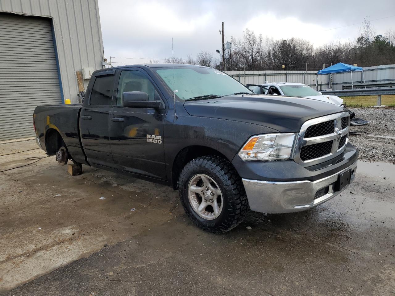2018 RAM 1500 - Image 4