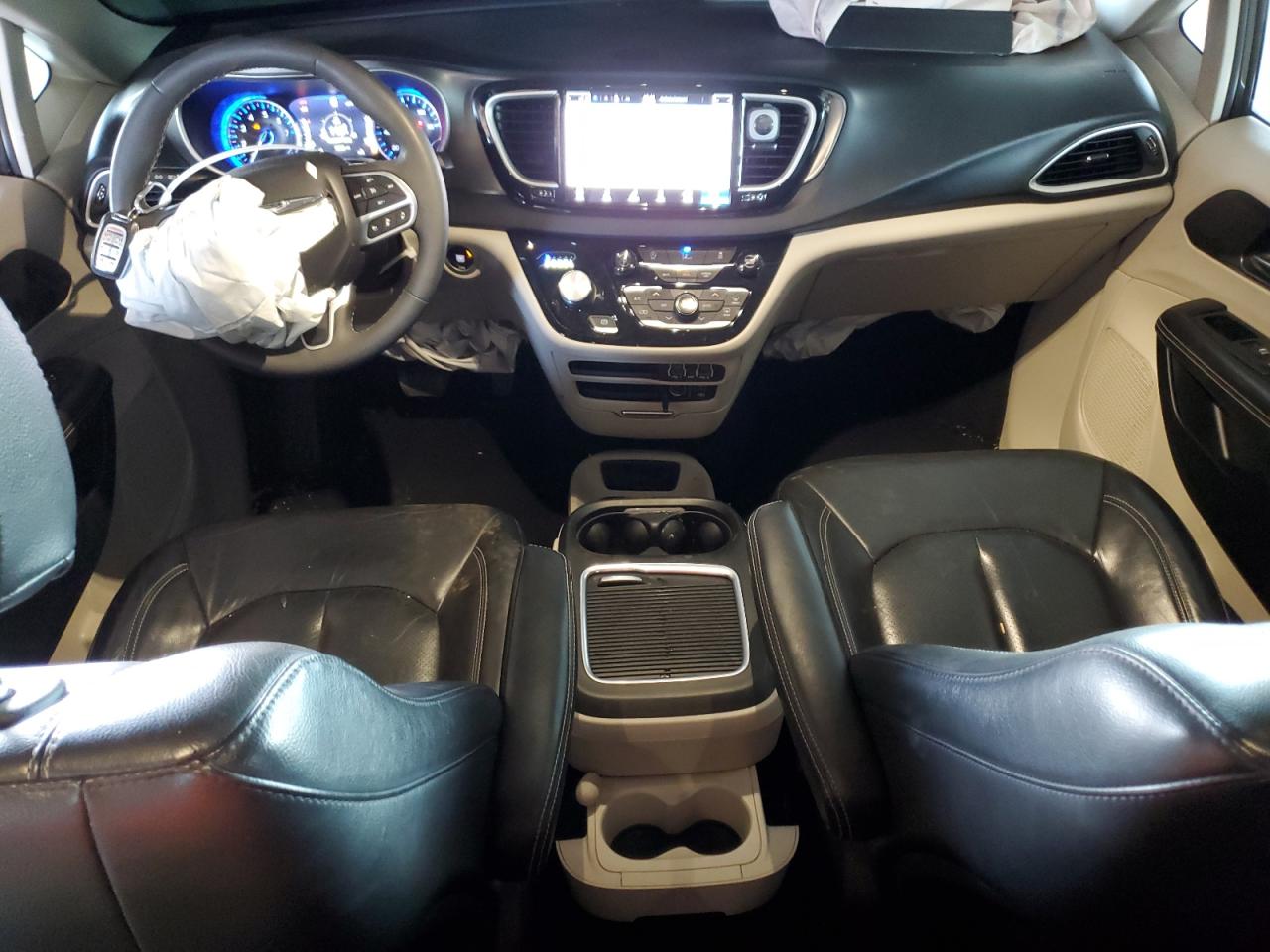 2022 Chrysler Pacifica Touring L VIN: 2C4RC1BG4NR238493 Lot: 83100894