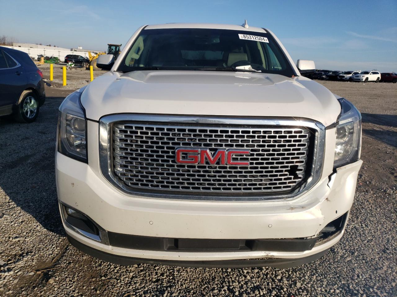 2017 GMC Yukon - Image 5