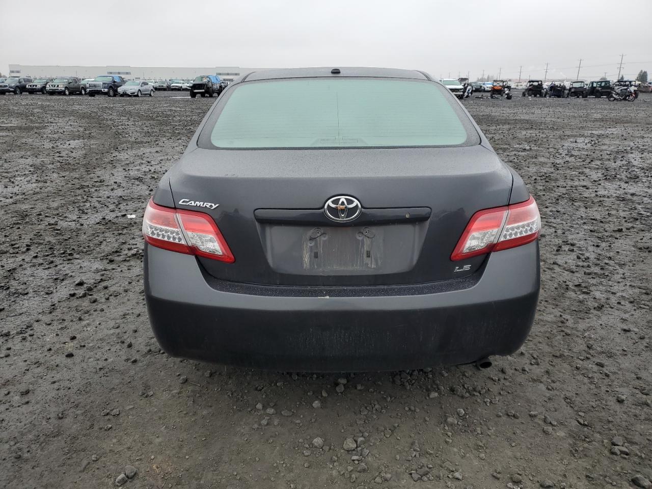 2010 Toyota Camry - Image 6