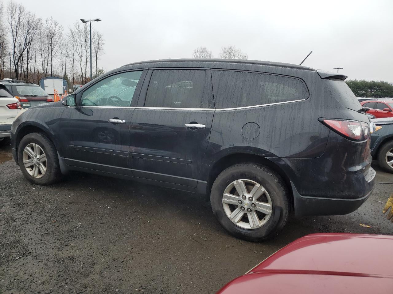 2013 Chevrolet Traverse - Image 2