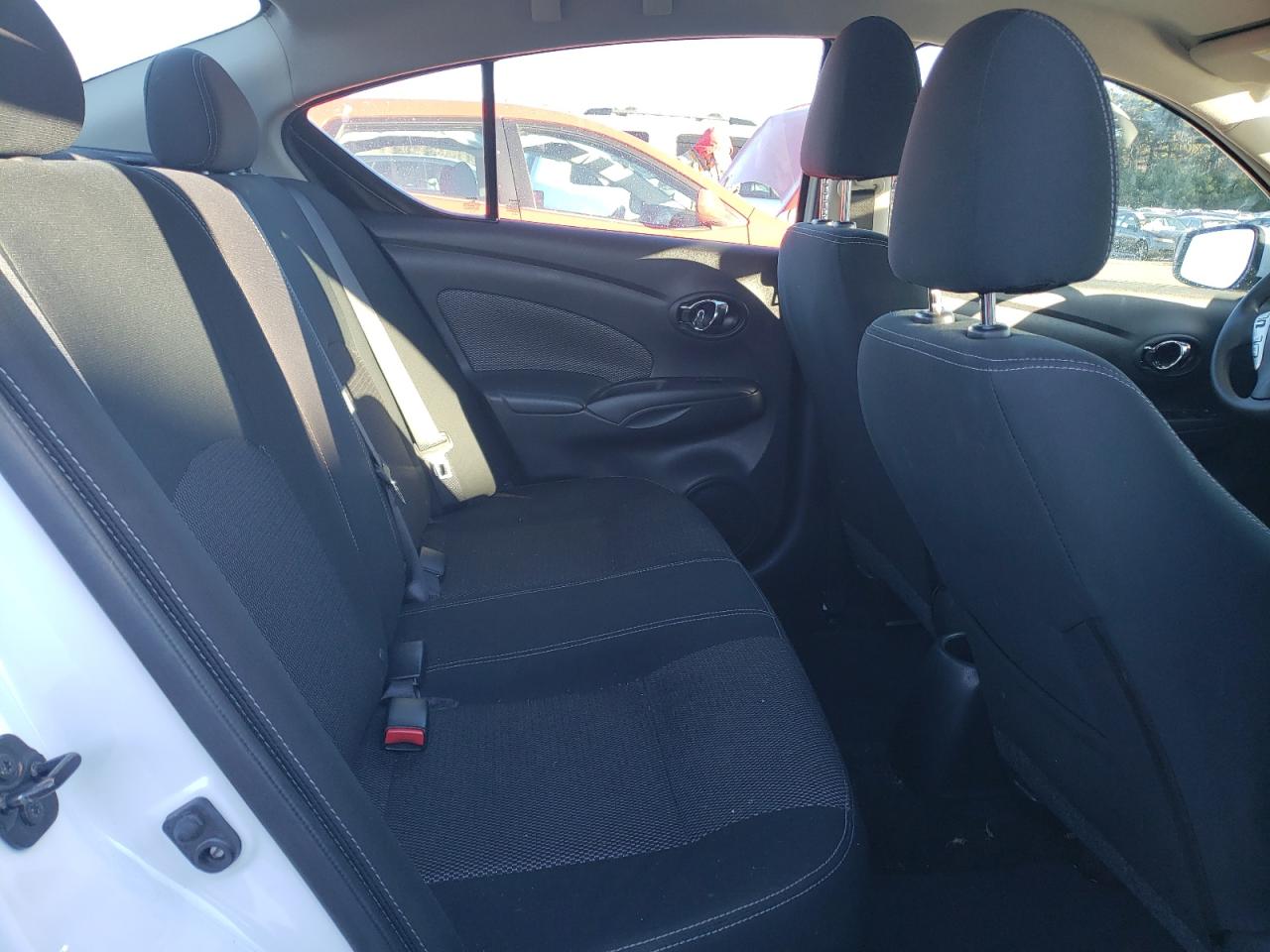 2018 Nissan Versa - Image 10