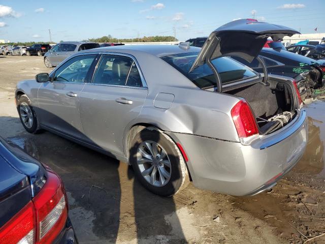 Седаны CHRYSLER 300 2015 Серебристый