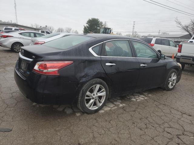 Sedans NISSAN ALTIMA 2013 Czarny