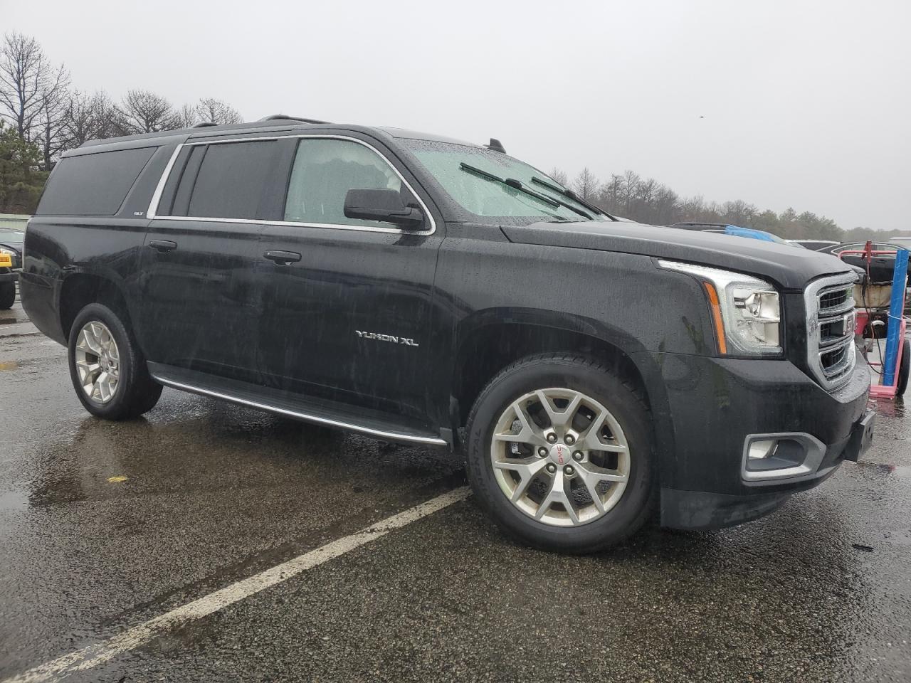 VIN 1GKS2GKC9HR174518 2017 GMC YUKON no.4