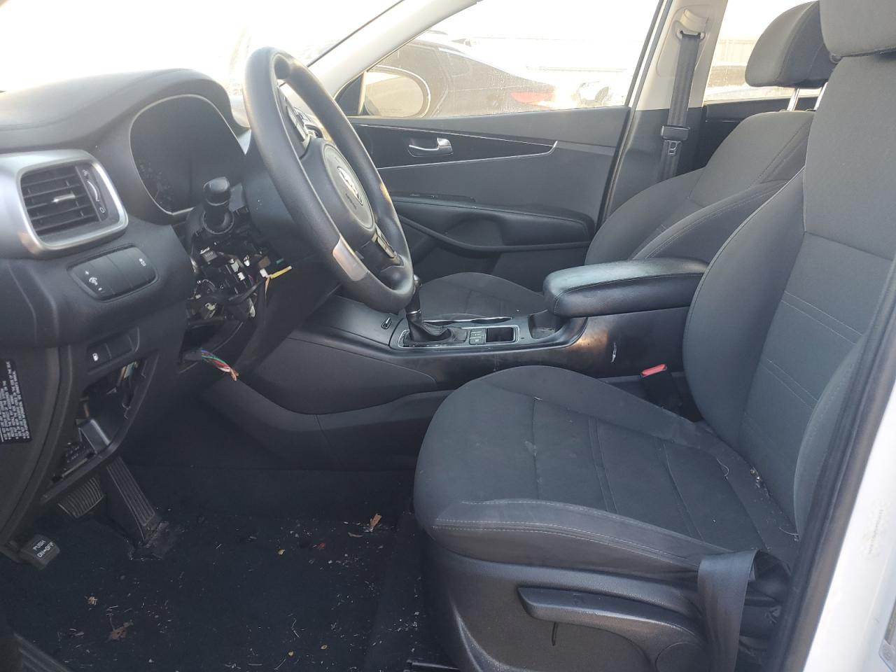 2017 Kia Sorento - Image 7