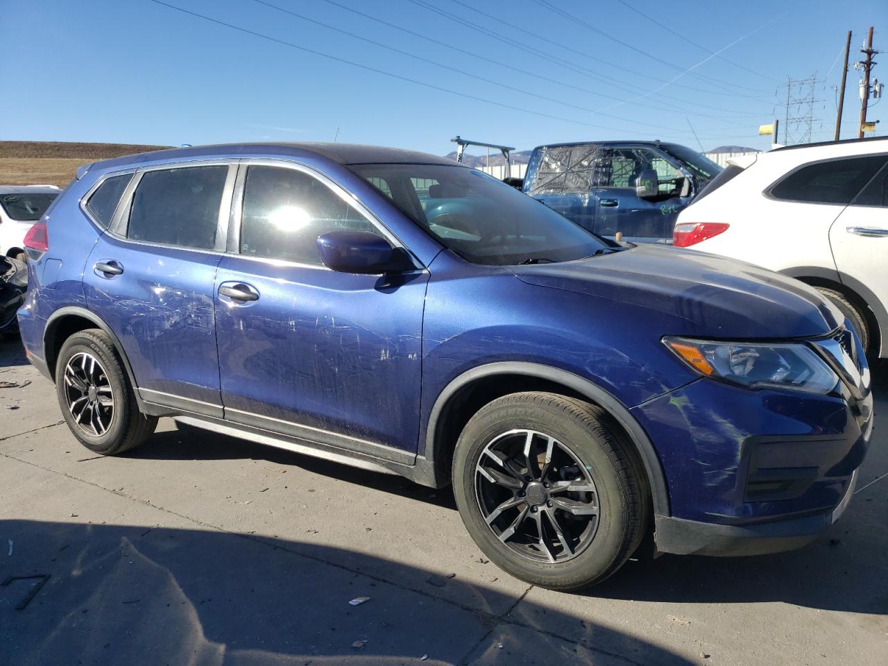 KNMAT2MT1KP522366 NISSAN ROGUE 2019