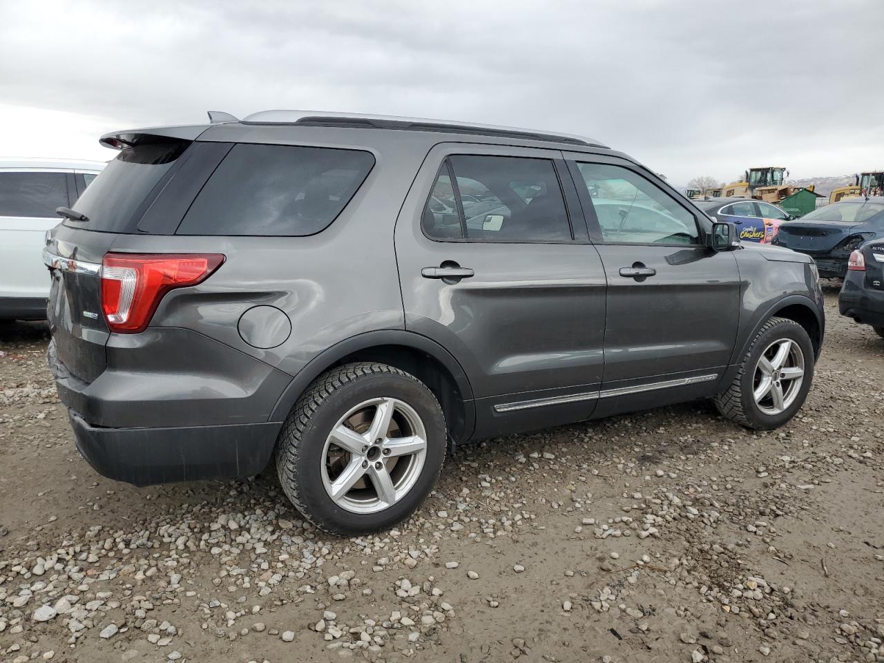 1FM5K8D81GGB64014 FORD EXPLORER 2016
