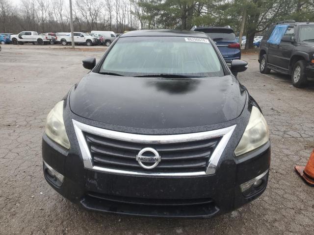 Sedans NISSAN ALTIMA 2013 Czarny