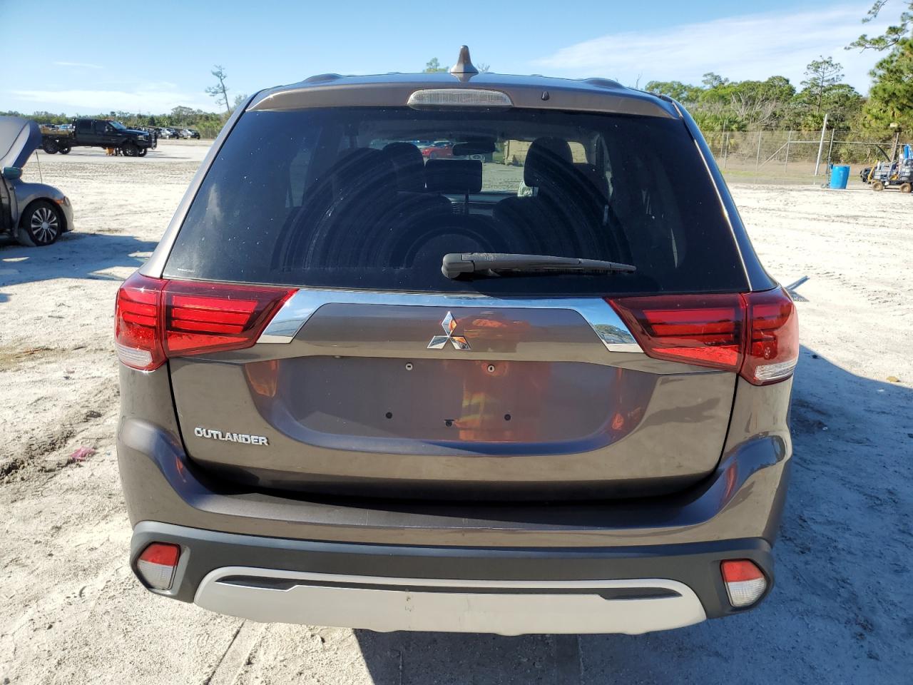 2020 Mitsubishi Outlander Es VIN: JA4AD2A35LZ045314 Lot: 85600934