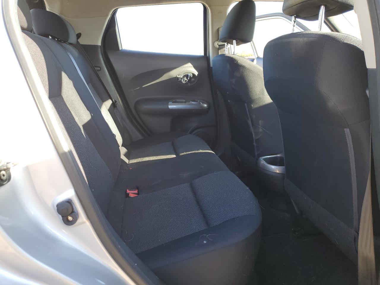 2013 Nissan Juke S VIN: JN8AF5MR1DT213735 Lot: 85960894