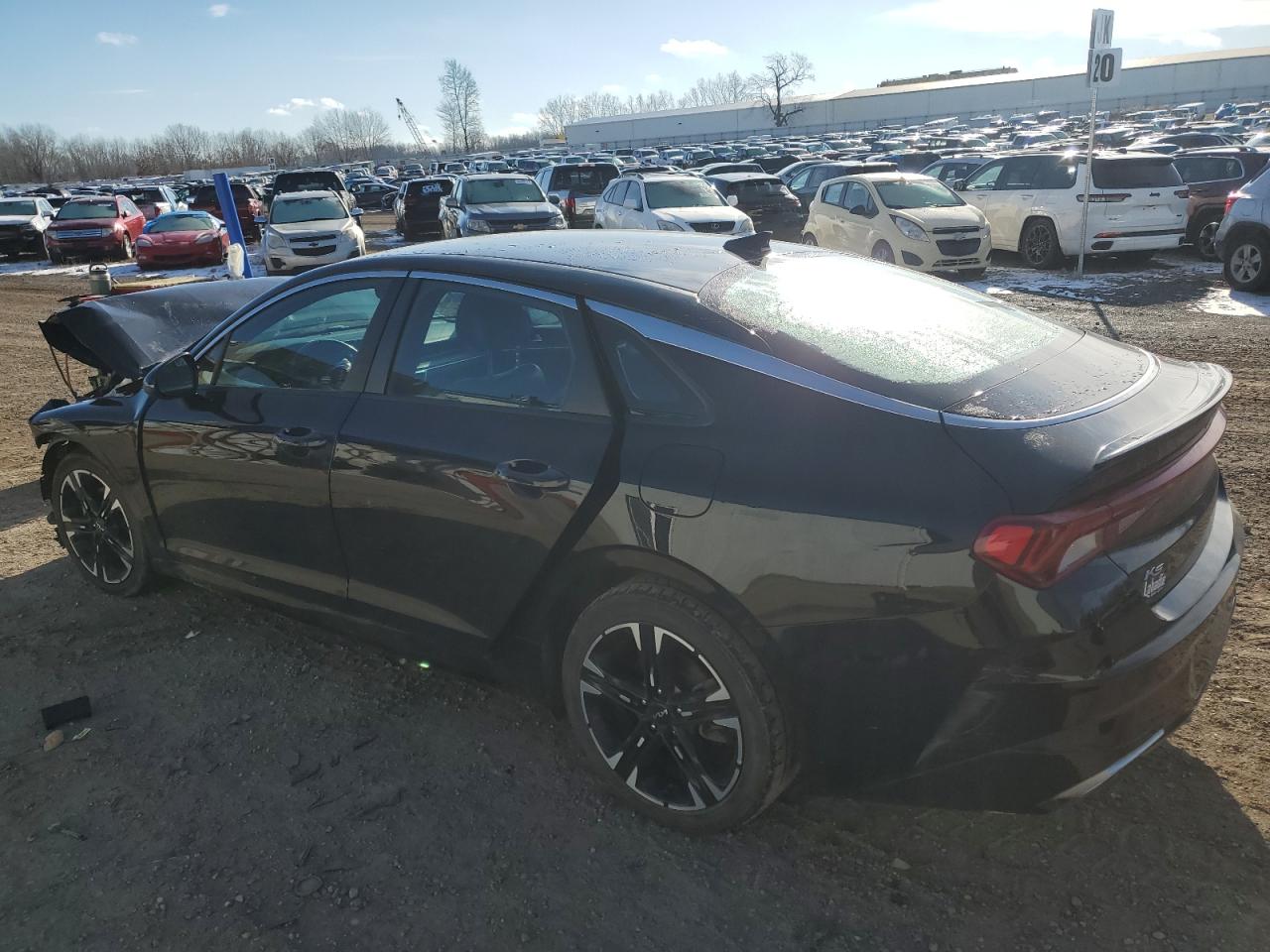 2022 Kia K5 - Image 2