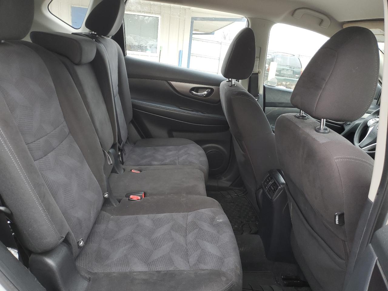 2015 Nissan Rogue - Image 12