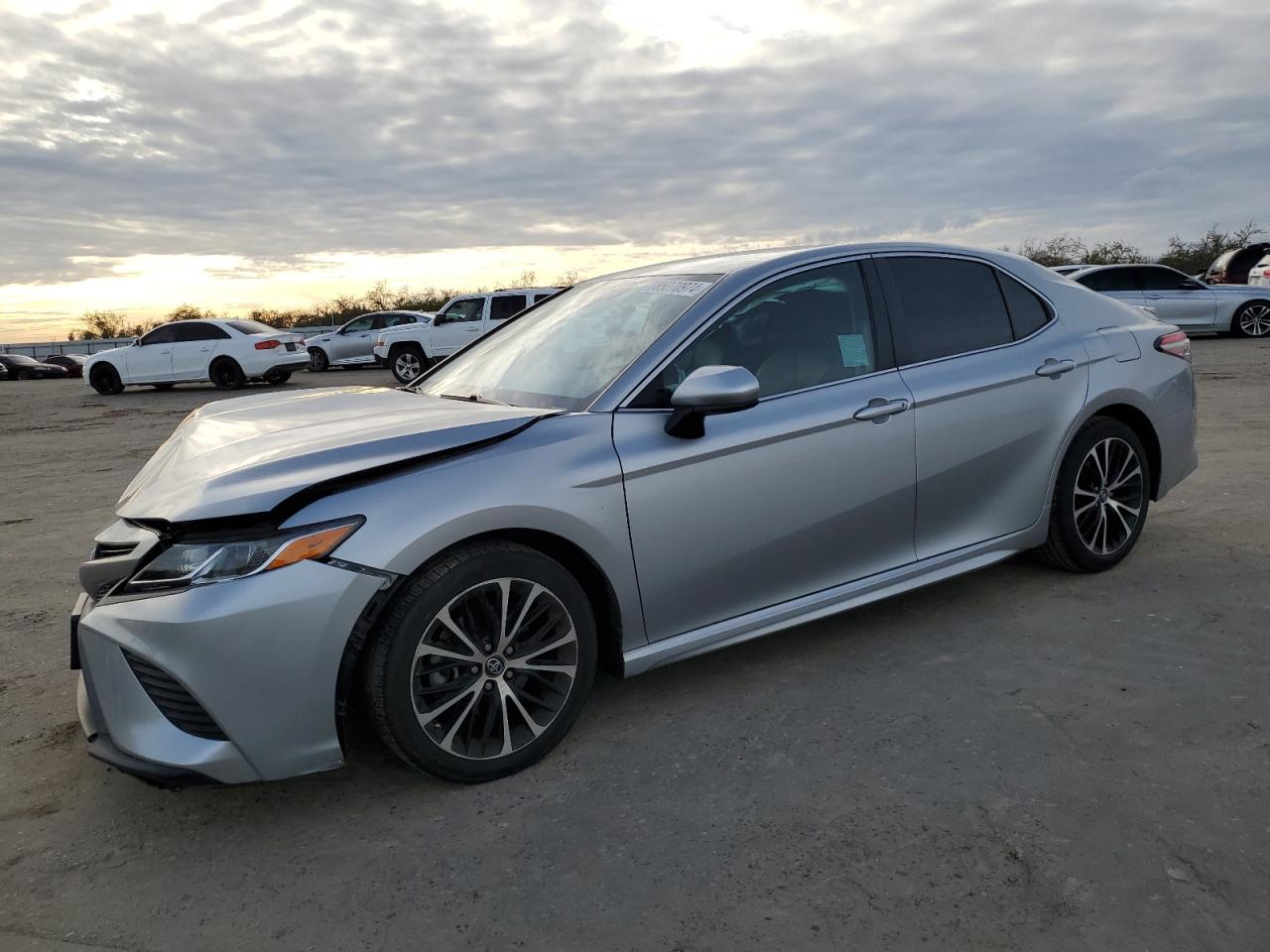 2018 TOYOTA CAMRY