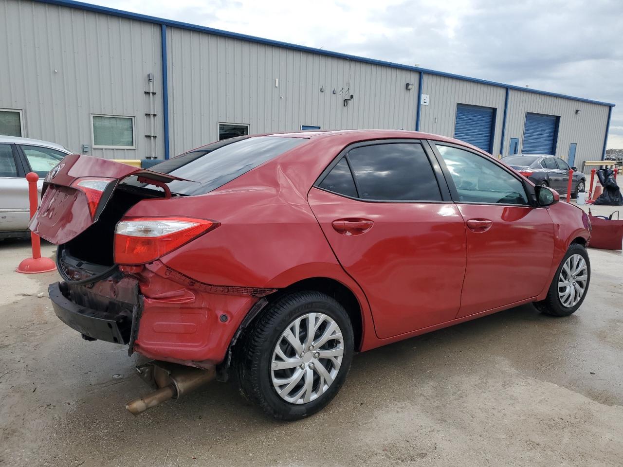 VIN 2T1BURHE4HC867369 2017 TOYOTA COROLLA no.3