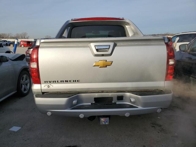 Pickups CHEVROLET AVALANCHE 2013 Gray