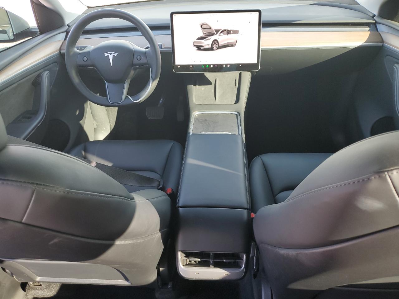 2023 Tesla Model Y VIN: 7SAYGDEEXPA173868 Lot: 84945824