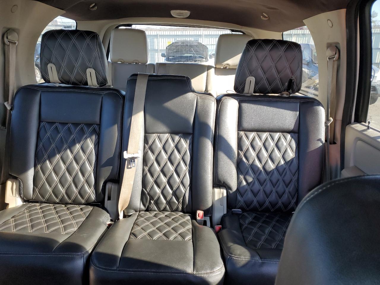 2008 Ford Expedition - Image 10