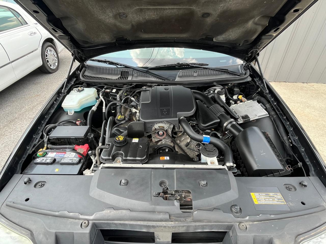 2011 Lincoln Town Car Signature Limited VIN: 2LNBL8CV9BX756223 Lot: 85159654