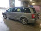 2016 Chrysler Town & Country Touring zu verkaufen in Columbia, MO - Front End